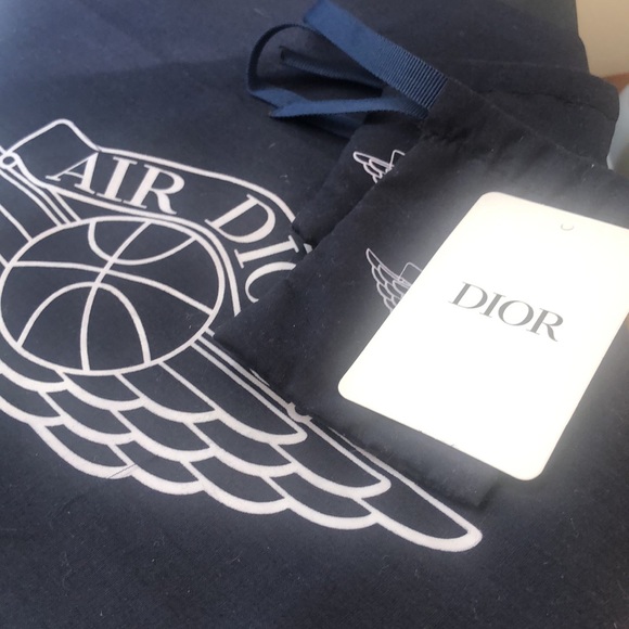 Nike Air Dior Low With OG Accessories - Picture 8 of 9